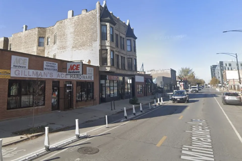 Google Street View of Bike lane outside Gillman's Hardware Store in Chicago